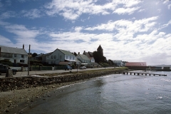 Falkland-Horiz01